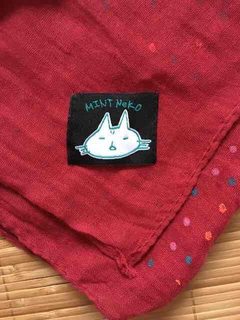 mintneko・ドット&バブルネコ柄ストール。レッド < ブランド mintneko・ドット&バブルネコ柄ストール。レッド < ブランドの