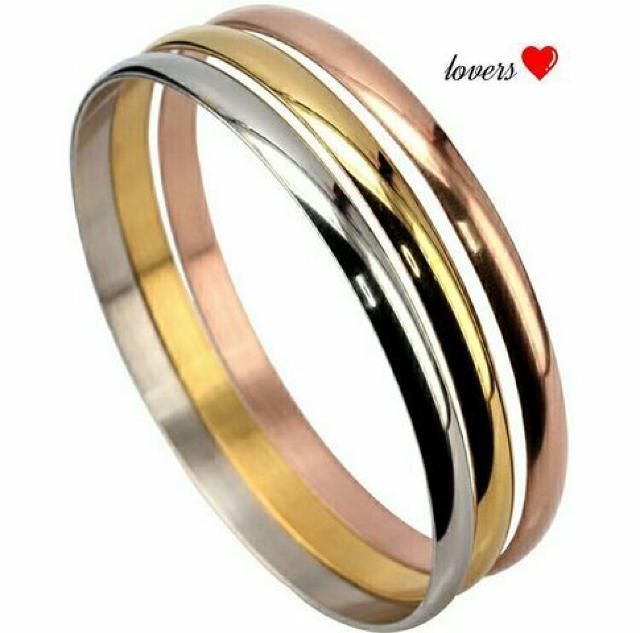 送料無料6mm幅クロムシルバーステンレスシンプルバングルブレス < 女性アクセサリー/時計  送料無料6mm幅クロムシルバーステンレスシンプルバングルブレス < 女性アクセサリー/時計の