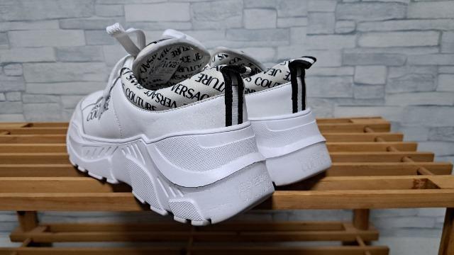 ☆VERSACE ヴェルサーチ ロゴ スニーカー/メンズ/8/27cm☆新作モデル < ブランド  ☆VERSACE ヴェルサーチ ロゴ スニーカー/メンズ/8/27cm☆新作モデル < ブランドの