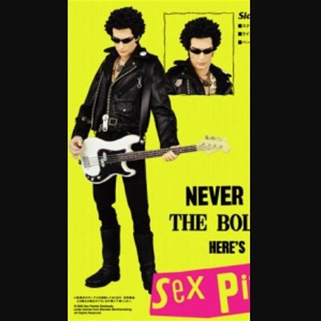 RAH シド・ビシャス セックスピストルズ 1/6ドール●新品未開封美品 長期保管品 < タレントグッズ RAH シド・ビシャス セックスピストルズ 1/6ドール●新品未開封美品 長期保管品 < タレントグッズの