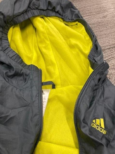 アディダス パーカー ジャケット グレー×ブラック レディース サイズS < ブランド アディダス パーカー ジャケット グレー×ブラック レディース サイズS < ブランドの