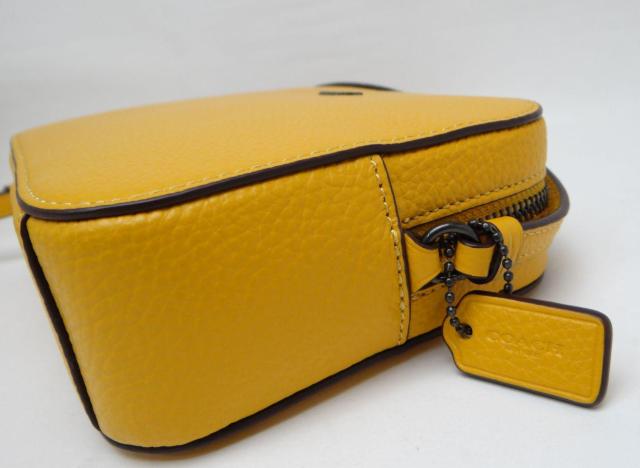 COACH コーチ 87734 レザー カメラバッグ ミニショルダーバッグ オークル<美品> < ブランド COACH コーチ 87734 レザー カメラバッグ ミニショルダーバッグ オークル<美品> < ブランドの