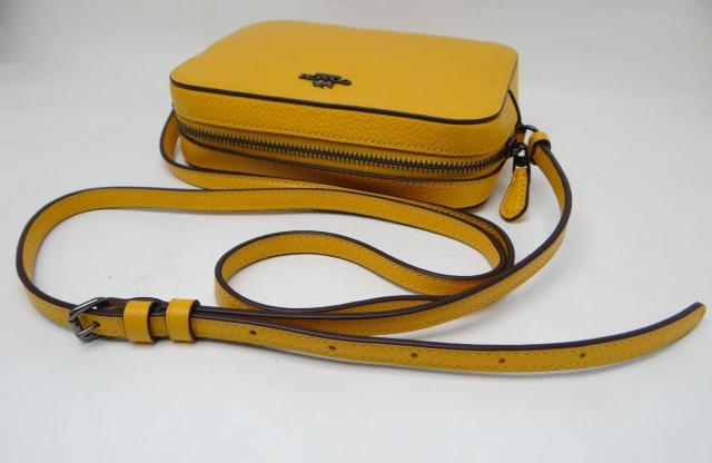 COACH コーチ 87734 レザー カメラバッグ ミニショルダーバッグ オークル<美品> < ブランド COACH コーチ 87734 レザー カメラバッグ ミニショルダーバッグ オークル<美品> < ブランドの