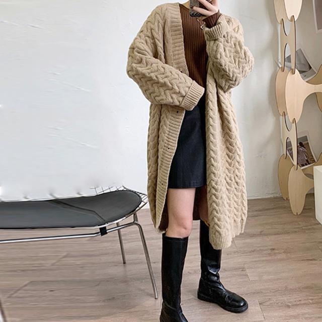 送料無料 新品 ケーブル編みニットカーディガンロング < 女性ファッション  送料無料 新品 ケーブル編みニットカーディガンロング < 女性ファッションの
