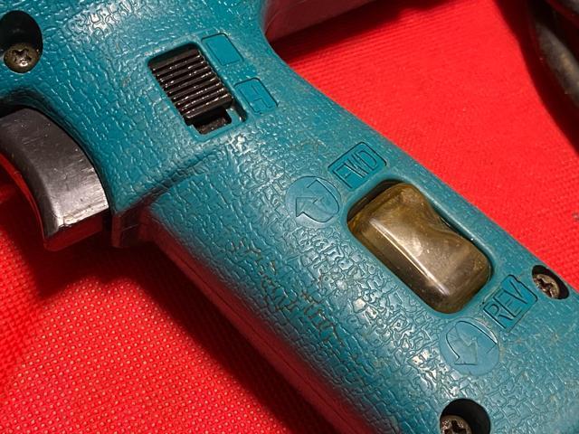 マキタ 4型インパクトレンチ モデル6904VH 中古動作品4002-04-1 < ペット/手芸/園芸  マキタ 4型インパクトレンチ モデル6904VH 中古動作品4002-04-1 < ペット/手芸/園芸の