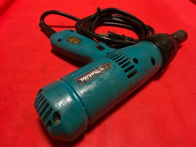 マキタ 4型インパクトレンチ モデル6904VH 中古動作品4002-04-1 < ペット/手芸/園芸  マキタ 4型インパクトレンチ モデル6904VH 中古動作品4002-04-1 < ペット/手芸/園芸の