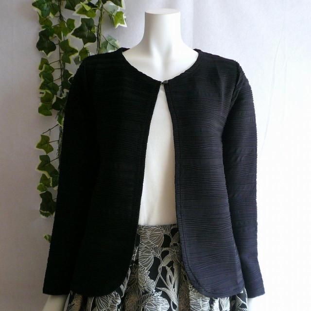 新品 9834 ML ウエーブ プリーツ カーディガン 黒 春 夏 秋 レディース ストレッチ ノーカラー ジャケット 上品 < 女性ファッション 新品 9834 ML ウエーブ プリーツ カーディガン 黒 春 夏 秋 レディース ストレッチ ノーカラー ジャケット 上品 < 女性ファッションの