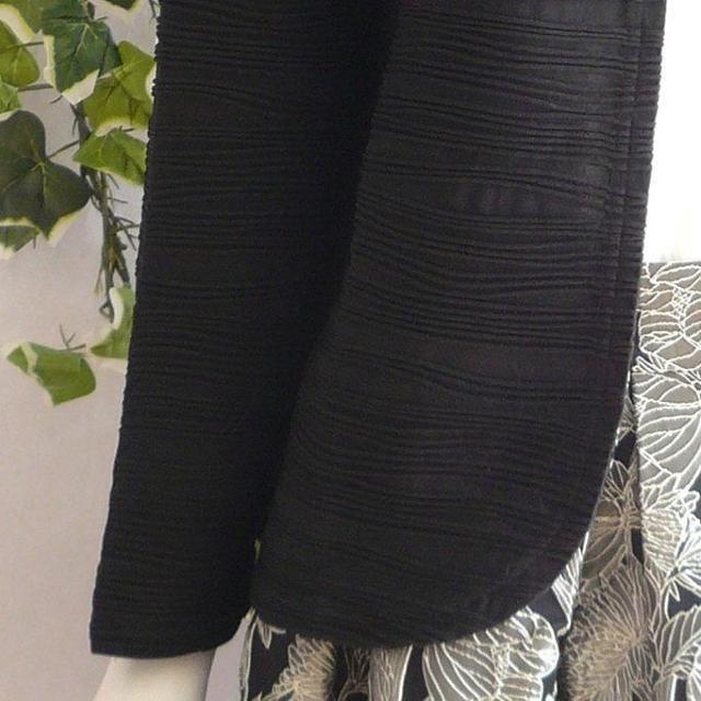 新品 9834 ML ウエーブ プリーツ カーディガン 黒 春 夏 秋 レディース ストレッチ ノーカラー ジャケット 上品 < 女性ファッション 新品 9834 ML ウエーブ プリーツ カーディガン 黒 春 夏 秋 レディース ストレッチ ノーカラー ジャケット 上品 < 女性ファッションの