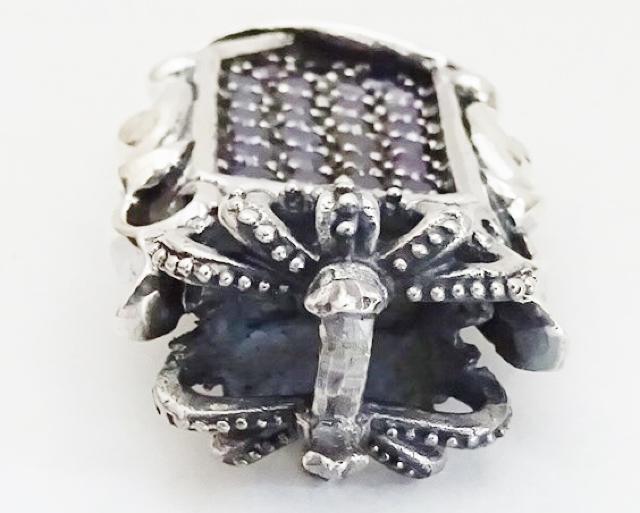 シールドクラウンペンダント シルバー925 withパープル < 男性アクセサリー/時計  シールドクラウンペンダント シルバー925 withパープル < 男性アクセサリー/時計の