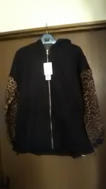 16*新品*豹柄*スカル*パーカー < 女性ファッション  16*新品*豹柄*スカル*パーカー  < 女性ファッションの