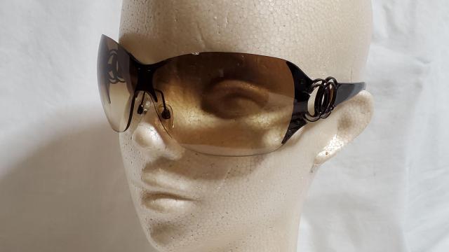 正規レア シャネル ココマークロゴ シールドビッグレンズ メタルコンビサングラス 茶 オープンCCアイコン グラマラスアイウェア < ブランド  正規レア シャネル ココマークロゴ シールドビッグレンズ メタルコンビサングラス 茶 オープンCCアイコン グラマラスアイウェア  < ブランドの