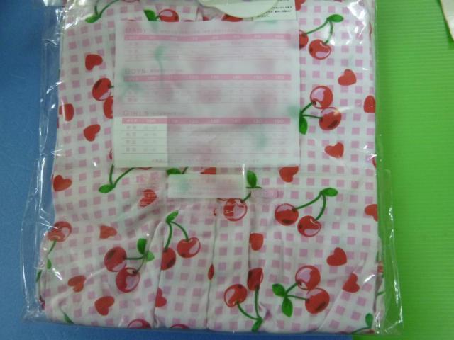 前開き未使用 半袖パジャマ 100 < キッズ/ベビー  前開き未使用 半袖パジャマ 100 < キッズ/ベビーの