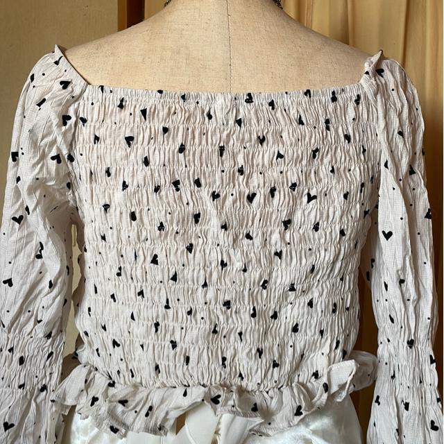 ハート柄トップス < 女性ファッション  ハート柄トップス < 女性ファッションの