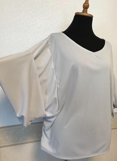 カットソー SIMPLICITE ジョイントワークス 日本製 変形袖 グレー < 女性ファッション  カットソー SIMPLICITE ジョイントワークス 日本製 変形袖 グレー < 女性ファッションの