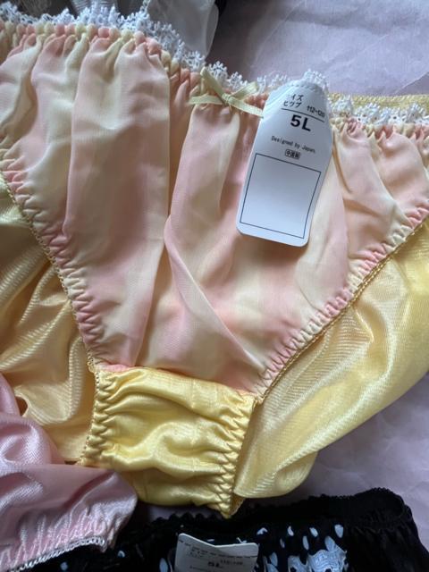 5Lサイズ!5枚セット!光沢ツルツル素材!シフォン使い!あり!高貴品格!色とりどり!エレガント!ショーツ!No.高貴 < 女性ファッション  5Lサイズ!5枚セット!光沢ツルツル素材!シフォン使い!あり!高貴品格!色とりどり!エレガント!ショーツ!No.高貴 < 女性ファッションの
