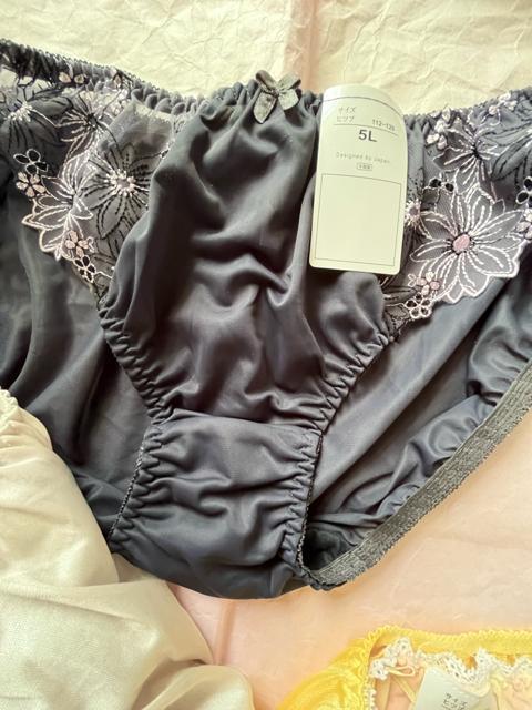 5Lサイズ!5枚セット!光沢ツルツル素材!シフォン使い!あり!高貴品格!色とりどり!エレガント!ショーツ!No.高貴 < 女性ファッション  5Lサイズ!5枚セット!光沢ツルツル素材!シフォン使い!あり!高貴品格!色とりどり!エレガント!ショーツ!No.高貴 < 女性ファッションの