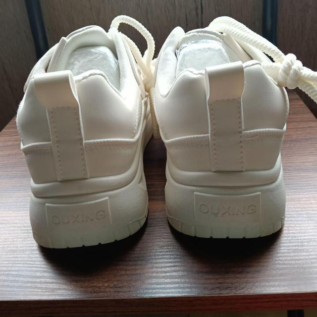 新品 25cm レディース スニーカー ホワイト シューズ 靴 カジュアル < 女性ファッション 新品 25cm レディース スニーカー ホワイト シューズ 靴 カジュアル < 女性ファッションの