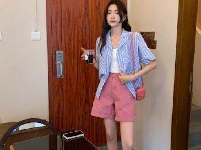 マルチストライプ オープンカラー シャツ < 女性ファッション マルチストライプ オープンカラー シャツ < 女性ファッションの