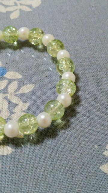 新品未使用★フェイクパールとビーズのブレスレット < 女性アクセサリー/時計 新品未使用★フェイクパールとビーズのブレスレット < 女性アクセサリー/時計の