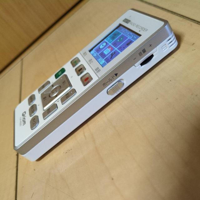 Qriom AM/FM ラジオ レコーダー YVR-R500 < 家電/AV Qriom AM/FM ラジオ レコーダー YVR-R500 < 家電/AVの