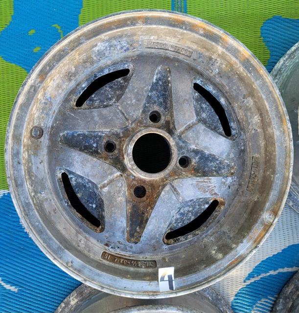 ���Y �t�F�A���f�BZ S30Z S31Z�����A���~�z�C�[��14�C���`5.5J�{15 4��PCD114.3�z�C�[���̂�4�{�Z�b�g �� ������/�o�C�N