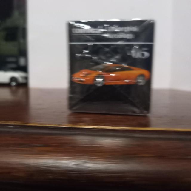 �g�~�J�B�����{���M�[�j�����V�G���S���J�� �� �z�r�[�� 