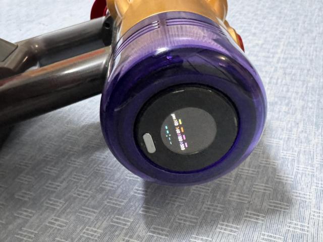 Dyson V10 Fluffy �R�[�h���X�N���[�i�[ SV12 FF �{�̂̂� �� �Ɠd/AV�� 