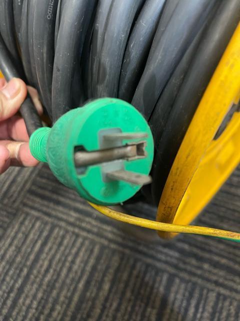 日動工業 NP-E34 コードリール 29m 100V 5A 屋内型 電工ドラム 延長コード < ペット/手芸/園芸 日動工業 NP-E34 コードリール 29m 100V 5A 屋内型 電工ドラム 延長コード < ペット/手芸/園芸の