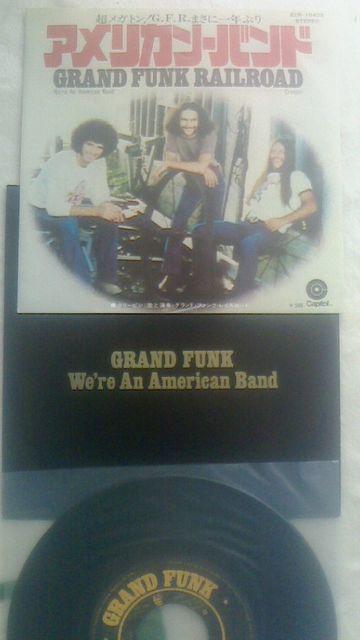 送料無料 グランドファンクレイルロード アメリカンバンド 7インチ シングルレコード 男ロック名曲 < CD/DVD/ビデオ  送料無料 グランドファンクレイルロード アメリカンバンド 7インチ シングルレコード 男ロック名曲  < CD/DVD/ビデオの