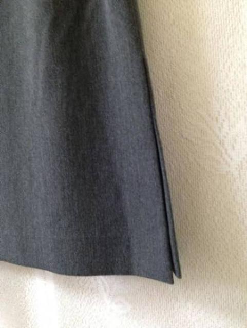 SEPIA セピア★美品★シンプル グレー 台形 スカート < 女性ファッション  SEPIA セピア★美品★シンプル グレー 台形 スカート < 女性ファッションの