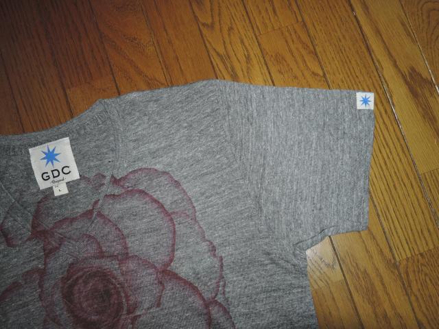 �V�i GDC �W�[�f�B�[�V�[ T�V���c L �D V���J�b�g�\�[ �ԕ� �N���[�l�b�N Tee �� �u�����h�� 