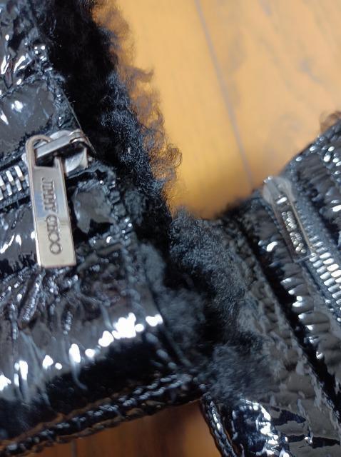 さすがのジミーチュウ★超足長美脚ショートブーツ★2way★中ボア.ふわふわ履き心地抜群★柔らかパテント★JIMMY CHOO★素敵 < 女性ファッション さすがのジミーチュウ★超足長美脚ショートブーツ★2way★中ボア.ふわふわ履き心地抜群★柔らかパテント★JIMMY CHOO★素敵 < 女性ファッションの