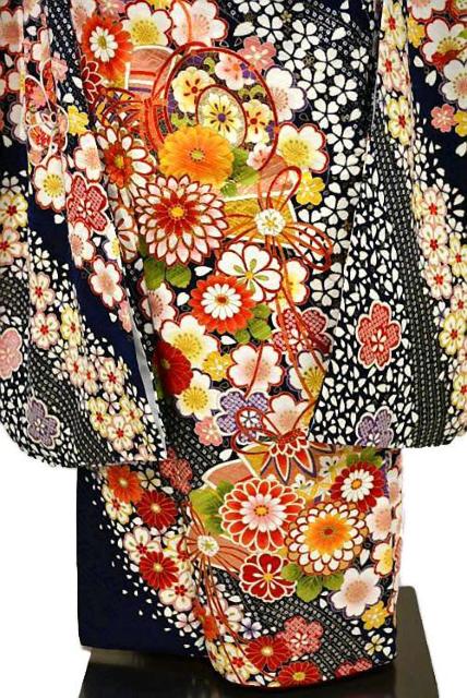 【最高峰】新品同様 金彩 金糸シシュウ 桜 手毬 鼓 花尽くし 振袖 身丈169.5cm 裄丈67.5cm T3517 < 女性ファッション  【最高峰】新品同様 金彩 金糸シシュウ 桜 手毬 鼓 花尽くし 振袖 身丈169.5cm 裄丈67.5cm T3517 < 女性ファッションの