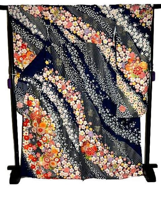【最高峰】新品同様 金彩 金糸シシュウ 桜 手毬 鼓 花尽くし 振袖 身丈169.5cm 裄丈67.5cm T3517 < 女性ファッション  【最高峰】新品同様 金彩 金糸シシュウ 桜 手毬 鼓 花尽くし 振袖 身丈169.5cm 裄丈67.5cm T3517 < 女性ファッションの