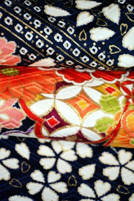 【最高峰】新品同様 金彩 金糸シシュウ 桜 手毬 鼓 花尽くし 振袖 身丈169.5cm 裄丈67.5cm T3517 < 女性ファッション  【最高峰】新品同様 金彩 金糸シシュウ 桜 手毬 鼓 花尽くし 振袖 身丈169.5cm 裄丈67.5cm T3517 < 女性ファッションの