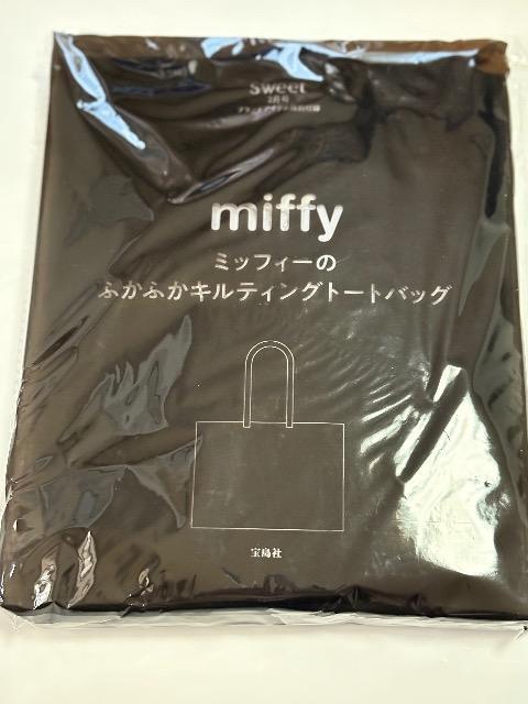 sweet ミッフィふかトート新品未使用♪ < 本/雑誌  sweet ミッフィふかトート新品未使用♪ < 本/雑誌の