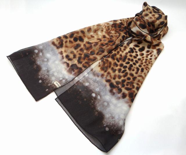 SalvatoreFerragamo フェラガモ レオパード柄 シルク ストール マルチカラー<USED>【送料無料】 < ブランド SalvatoreFerragamo フェラガモ レオパード柄 シルク ストール マルチカラー<USED>【送料無料】 < ブランドの