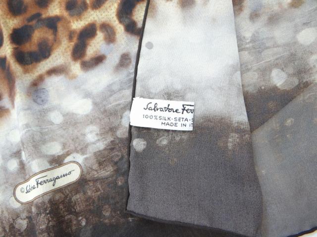 SalvatoreFerragamo フェラガモ レオパード柄 シルク ストール マルチカラー<USED>【送料無料】 < ブランド SalvatoreFerragamo フェラガモ レオパード柄 シルク ストール マルチカラー<USED>【送料無料】 < ブランドの