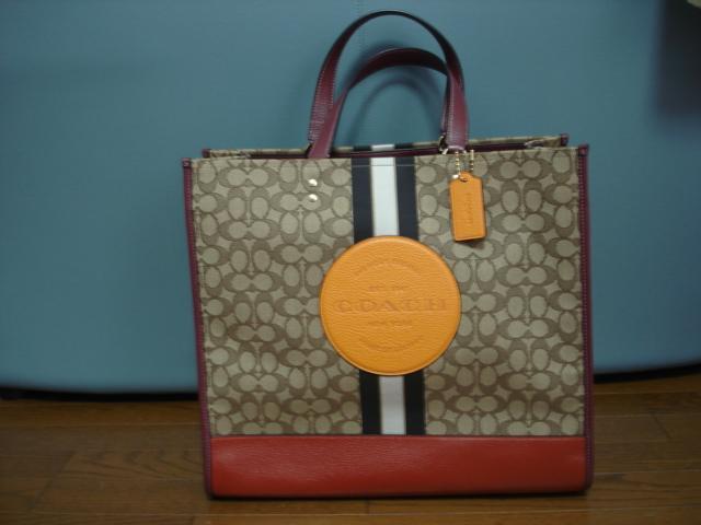 ★コーチ Coach デンプシトート40 シグネチャージャガード トートバッグ★使用1度!超激安! < ブランド  ★コーチ Coach デンプシトート40 シグネチャージャガード トートバッグ★使用1度!超激安!  < ブランドの