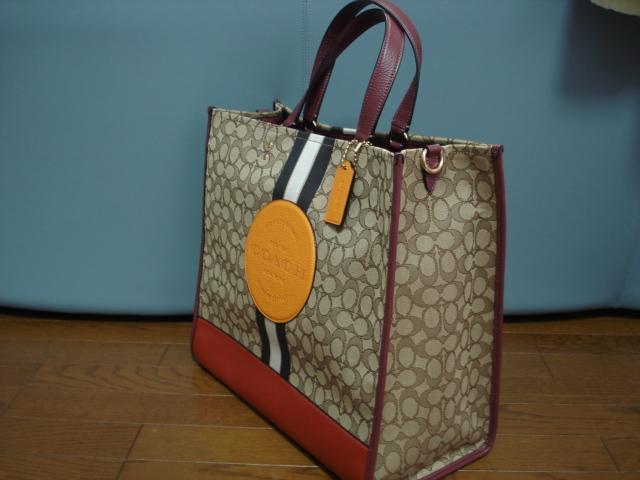 ★コーチ Coach デンプシトート40 シグネチャージャガード トートバッグ★使用1度!超激安! < ブランド  ★コーチ Coach デンプシトート40 シグネチャージャガード トートバッグ★使用1度!超激安! < ブランドの