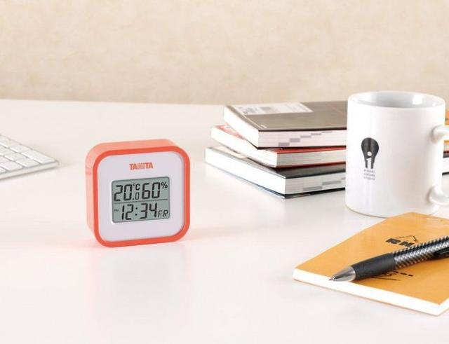 デジタル温湿度計タニタ グレー マグネット付 < インテリア/ライフ デジタル温湿度計タニタ グレー マグネット付 < インテリア/ライフの