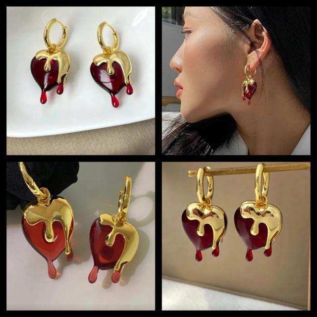 ギフトに♪大ぶり メルティハート ドロップハート ゴールド ピアス フープフックピアス < 女性アクセサリー/時計 ギフトに♪大ぶり メルティハート ドロップハート ゴールド ピアス フープフックピアス < 女性アクセサリー/時計の