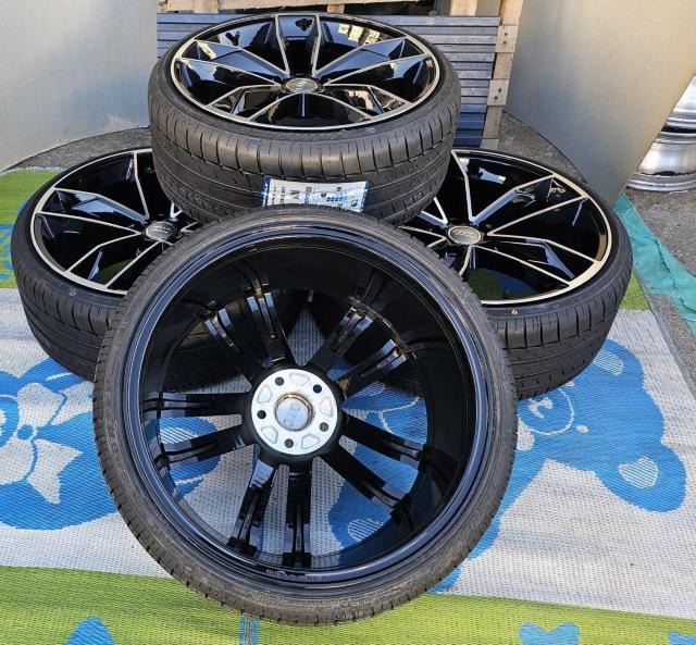 アウディ A4 8K 8W 新品アルミホイール 20インチ9j +42 pcd112 5穴タイヤ付き4本セツト245/30R20 < 自動車/バイク アウディ A4 8K 8W 新品アルミホイール 20インチ9j +42 pcd112 5穴タイヤ付き4本セツト245/30R20 < 自動車/バイク