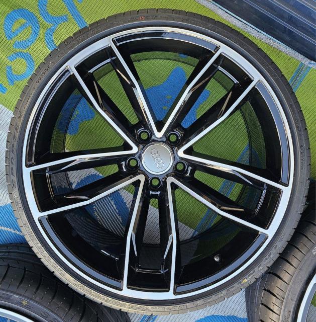 アウディ A4 8K 8W 新品アルミホイール 20インチ9j +42 pcd112 5穴タイヤ付き4本セツト245/30R20 < 自動車/バイク アウディ A4 8K 8W 新品アルミホイール 20インチ9j +42 pcd112 5穴タイヤ付き4本セツト245/30R20 < 自動車/バイク