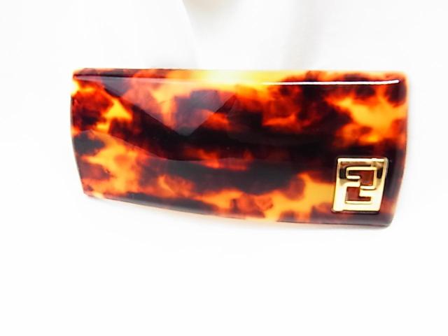激安良品【正規品】フェンディ FENDI べっ甲調柄 FFロゴ バレッタ 髪
