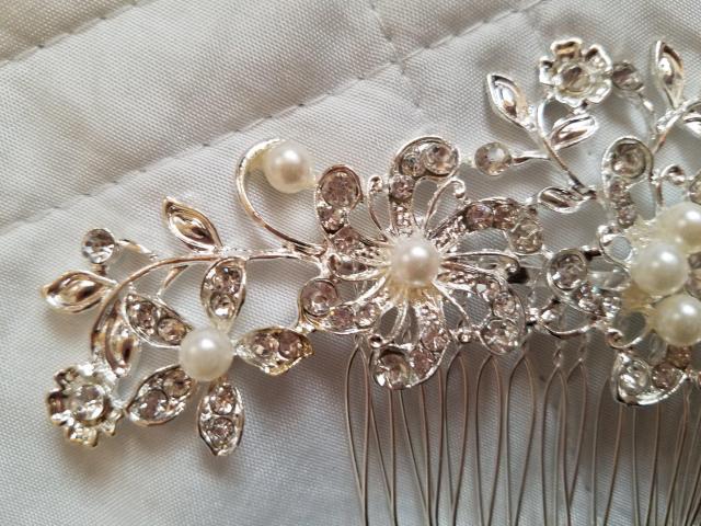 パールとラインストーンのヘアアクセサリー < 女性ファッション  パールとラインストーンのヘアアクセサリー < 女性ファッションの