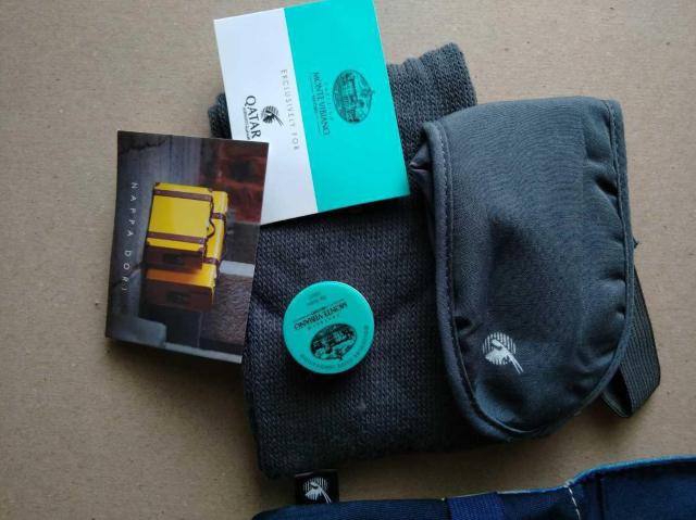 カタール航空ビジネスクラスアメニティCastello Monte Vibiano Qatar Airways Nappa Dori < レジャー/スポーツ  カタール航空ビジネスクラスアメニティCastello Monte Vibiano Qatar Airways Nappa Dori < レジャー/スポーツの