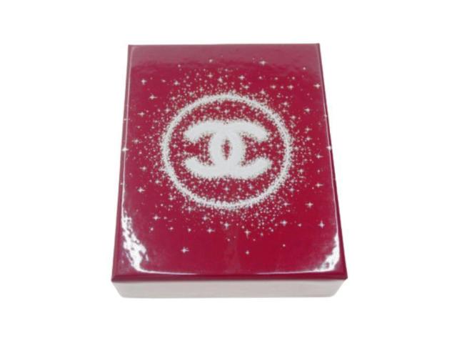 シャネル ホリデー限定 ラッピング BOX ギフトボックス クリスマスコフレ 空箱 CCロゴ CHANEL【正規品】 < ブランド  シャネル ホリデー限定 ラッピング BOX ギフトボックス クリスマスコフレ 空箱 CCロゴ CHANEL【正規品】 < ブランドの