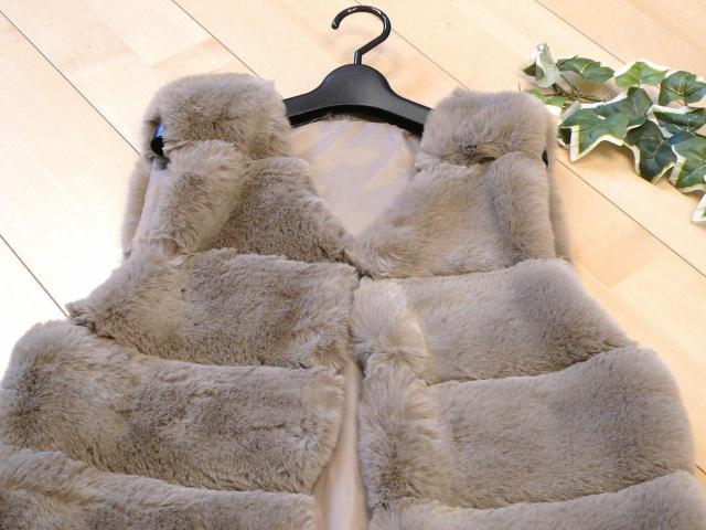 新品 8645 ML ファー ロングジレ 秋 冬 モカベージュ 上質 フェイクファー ジレ レディース ボリューム < 女性ファッション 新品 8645 ML ファー ロングジレ 秋 冬 モカベージュ 上質 フェイクファー ジレ レディース ボリューム < 女性ファッションの