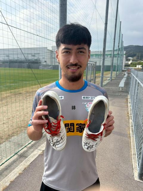 #18 日野 翔太選手 実使用・直筆サイン入りスパイク < レジャー/スポーツ #18 日野 翔太選手 実使用・直筆サイン入りスパイク < レジャー/スポーツの